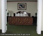 Holiday Inn Hotel & Suites BOSTON-PEABODY