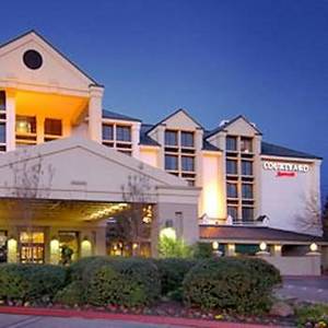 Courtyard by Marriott Santa Rosa::Travelocity.com