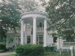 Breeden Inn Cottages & Retreat on Main