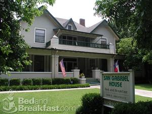 San Gabriel House::BedAndBreakfast.com