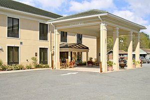 Baymont Inn & Suites Savannah West::Hotels.com