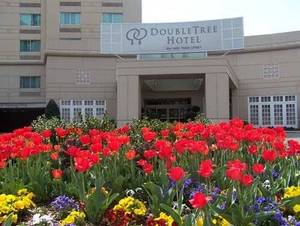 Doubletree Hotel Charlotte-Gateway Village::Travelocity.com