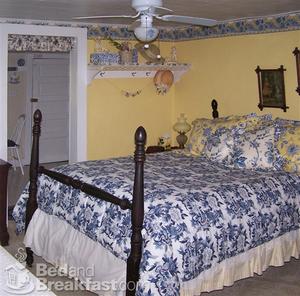 Farnsworth House::BedAndBreakfast.com