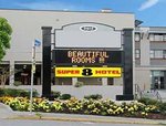 Super 8 Hotel - Victoria, BC