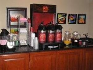 Comfort Suites Sandusky::Travelocity.com