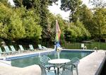 Tn-h15950_pool_01_f