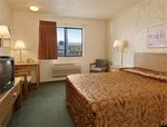 Days Inn Wall