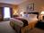 Holiday Inn Express Roseville::Expedia