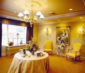Hampton Inn New Orleans (St. Charles Ave.)::Expedia