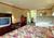 Howard Johnson Express Inn from ProfessionalTravelGuide.com
