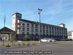 Holiday Inn Express Suites