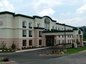 Wingate by Wyndham Vienna/Parkersburg::Hotels.com