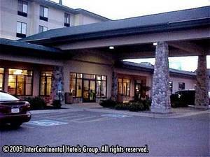Holiday Inn Hotel Suites Owatonna::Travelocity.com