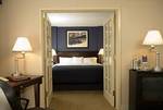 Country Club Plaza::Expedia