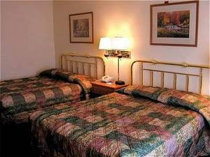Country Inn & Suites Grand Rapids::Travelocity.com