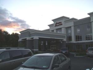Hampton Inn & Suites::VirtualTourist