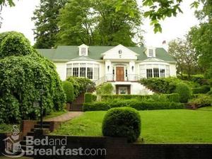 Terwilliger Vista B & B::BedAndBreakfast.com