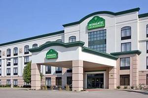 Wingate Inn - Cincinnati - Blue Ash::Expedia