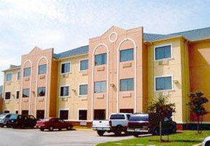 Comfort Suites Nw Freeway::Hotels.com