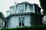 Octagon House (The)