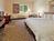 Baymont Inn & Suites Des Moines Airport::Priceline.com