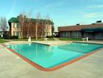 Tn-017205_pool_01_f