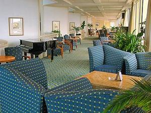 Web-myr_wynd-loung-1
