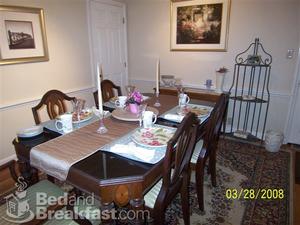 Wellesley Bed and Breakfast::BedAndBreakfast.com