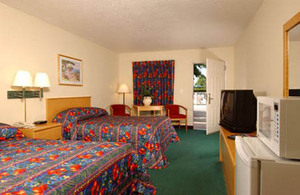 Web-room0-20060517-095654-113