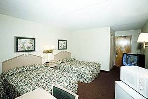 Best Western Magnolia Manor::Expedia
