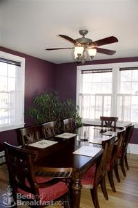 Purple Mountain Lodge Bed & Breakfast and Day Spa::BedAndBreakfast.com