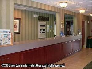 Holiday Inn Express::Travelocity.com