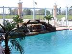 Tn-t15287_pool_01_f