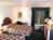 La Quinta Inn & Suites Bentonville::Priceline.com