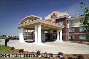 Holiday Inn Express Hotel & Suites Altoona-Des Moines::Travelocity.com