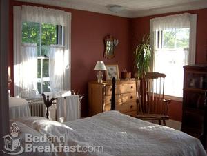 Skyfield by The Sea Bed and Breakfast::BedAndBreakfast.com