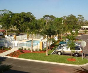 Best Western Edgewater Inn::Travelocity.com