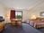 Super 8 Motel - Williamsburg/Amana Areas::Orbitz