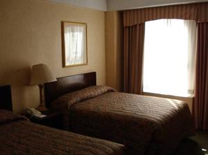Web-milford_plaza_hotel_44710_4_08092006_1908430781_500