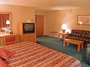 Best Western Falcon Plaza::Travelocity.com