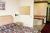 Super 8 Motel::Expedia