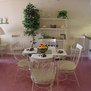 Econo Lodge and Suites::Travelocity.com