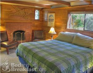 Anderson Creek Lodge::BedAndBreakfast.com