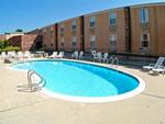 Tn-g87531_pool_01_f