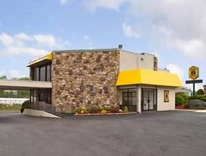 Super 8 Knoxville Downtown/West::Travelocity.com