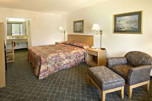 Web-cdt_ding-rooms-1