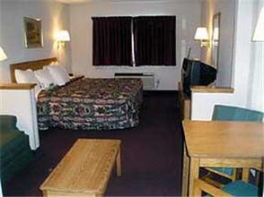 Web-msn_fort-rooms-1
