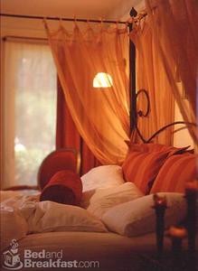 The Farmhouse Inn::BedAndBreakfast.com