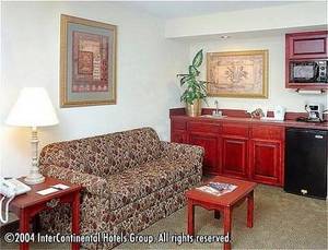 Holiday Inn Express Huntsville::Travelocity.com