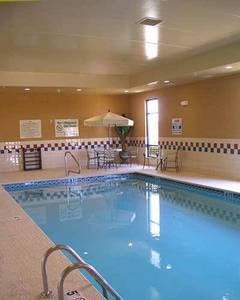 Hampton Inn & Suites Cincinnati-Union Centre, Oh::Travelocity.com